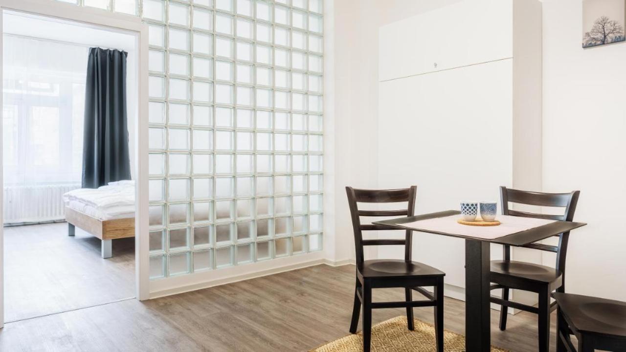 Self Check-In Apartments By Amber Pressburg Exterior foto