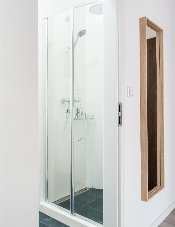 Self Check-In Apartments By Amber Pressburg Exterior foto