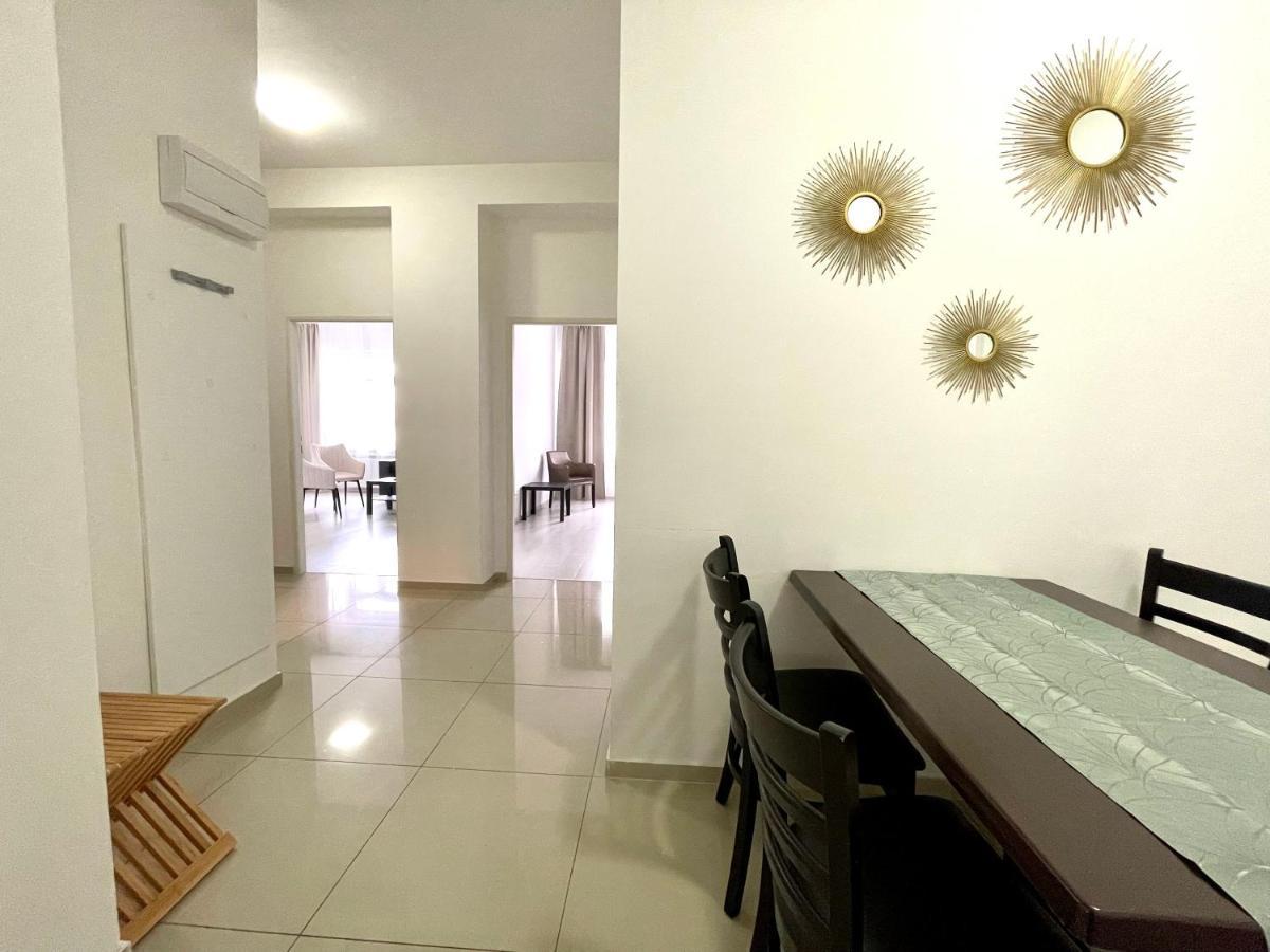 Self Check-In Apartments By Amber Pressburg Exterior foto