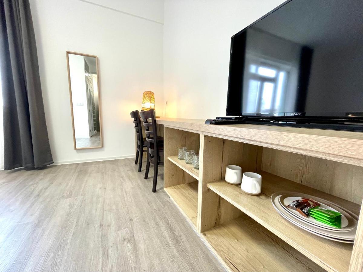 Self Check-In Apartments By Amber Pressburg Exterior foto
